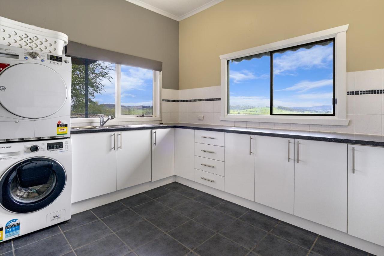 Mole Creek Cabins Esterno foto