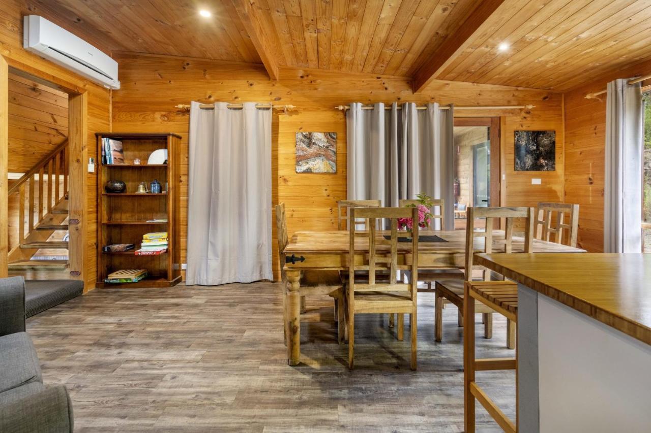 Mole Creek Cabins Esterno foto